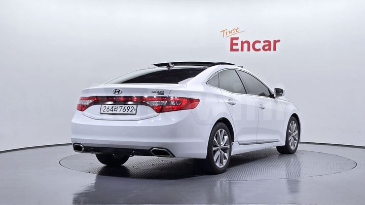 Hyundai Grandeur 2016 — 2