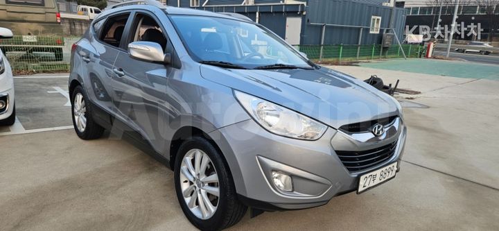 Hyundai Tucson 2010 — 2