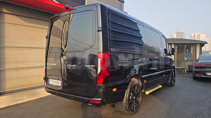 Mercedes Benz Sprinter