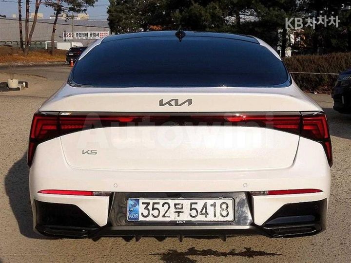 Kia K5 2024 — 4
