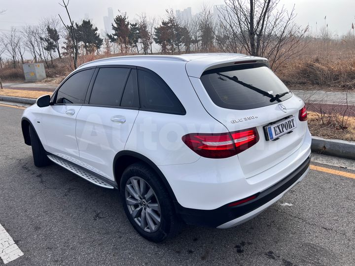 Mercedes-Benz GLC Class 2019 — 4