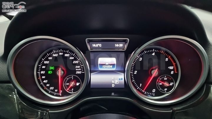 Mercedes Benz GLE Class 2016 — 5