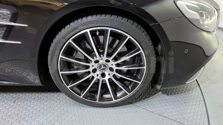 Mercedes Benz SL Class
