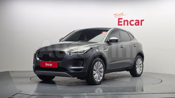 Jaguar E PACE