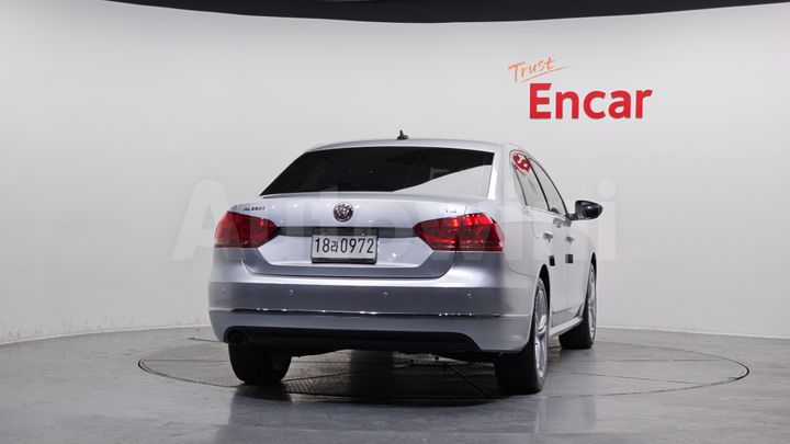 Volkswagen Passat 2015 — 4