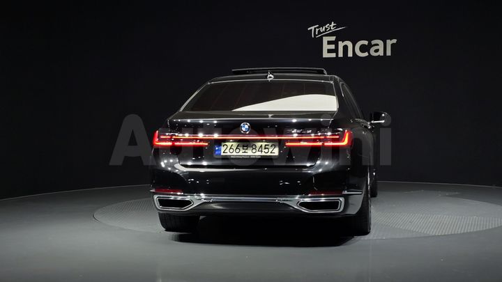 BMW 7 Series 2021 — 5