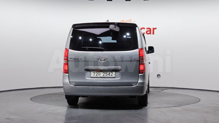 Hyundai Starex 2015 — 4