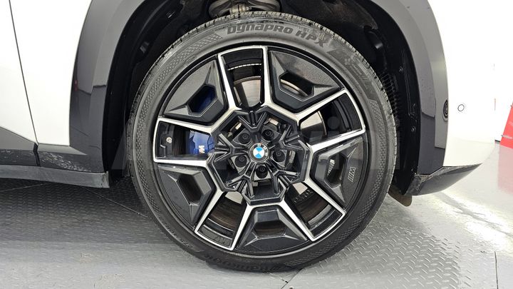 BMW XM 2024 — 5