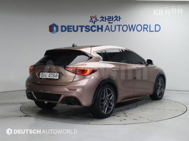 Infiniti Q 2017 — 2
