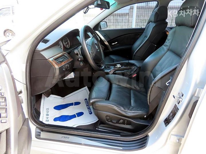 BMW 5 Series 2004 — 5