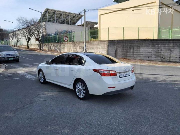 Renault SM5 2011 — 4
