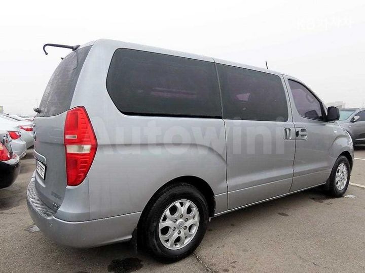 Hyundai Starex 2011 — 3