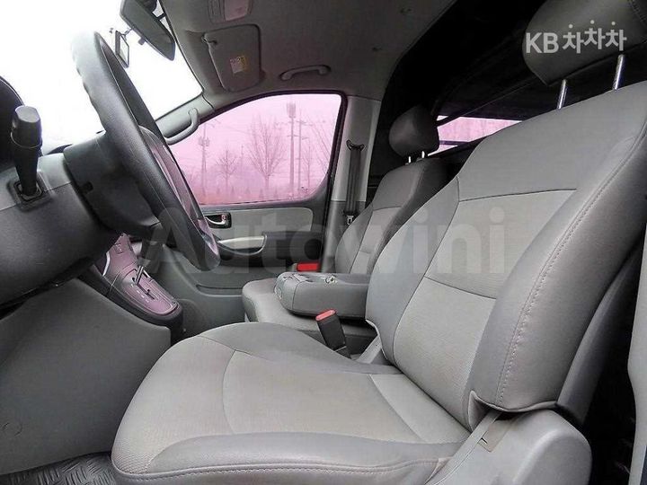Hyundai Starex 2011 — 5