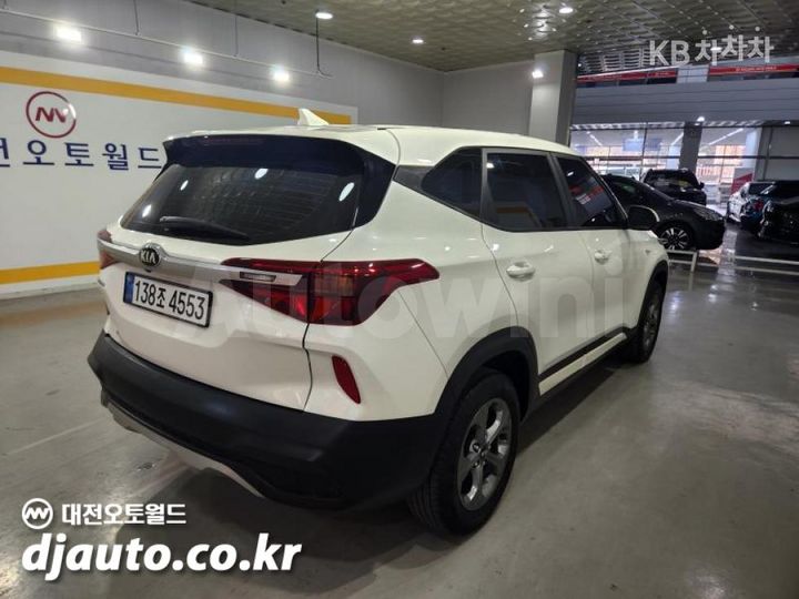 Kia Seltos 2021 — 5