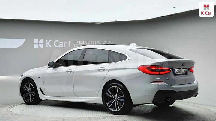 BMW 6 Series 2022 — 2