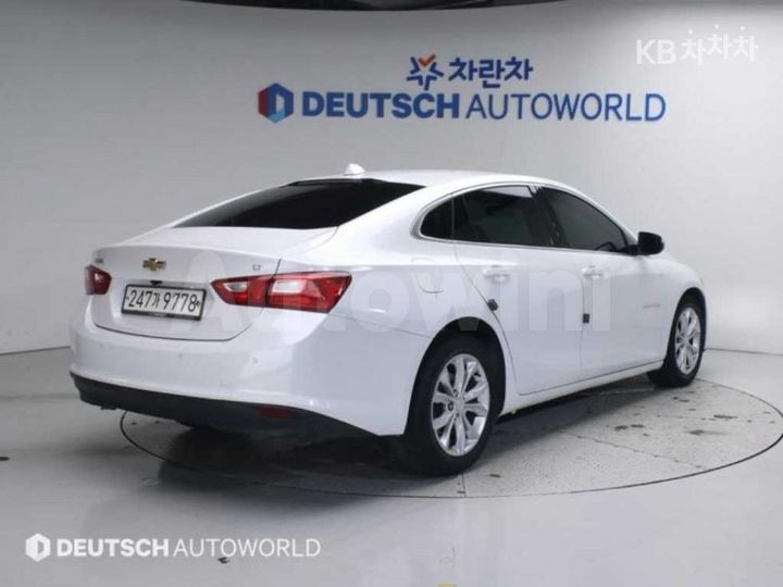 Chevrolet Malibu 2020 — 2