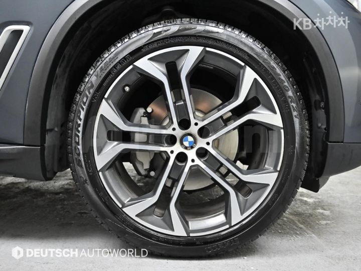 BMW X5 2021 — 5