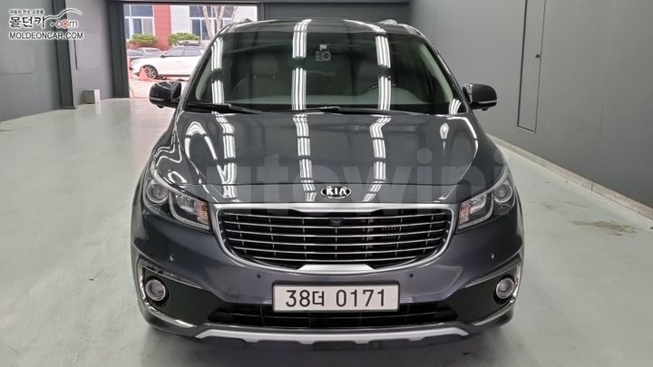Kia Carnival 2015 — 3