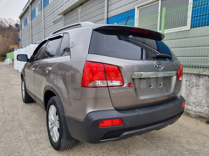 Kia Sorento 2010 — 5