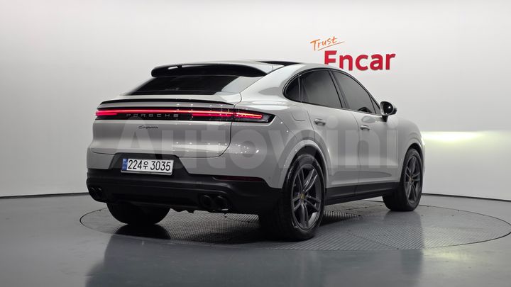 Porsche Cayenne 2024 — 2
