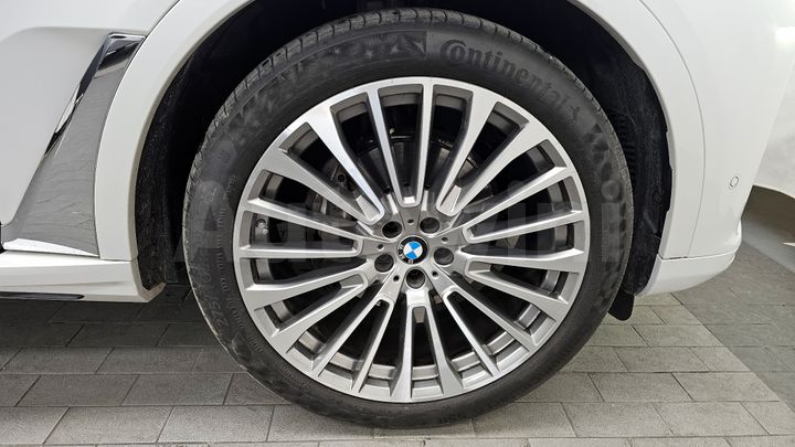 BMW X7 2021 — 5