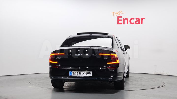Volvo S90 2024 — 4