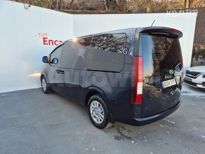 Hyundai Staria 2022 — 4