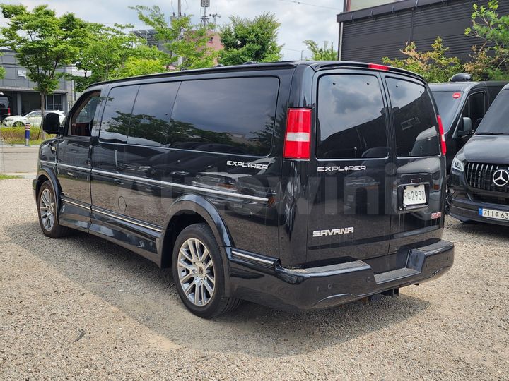 GMC Savana