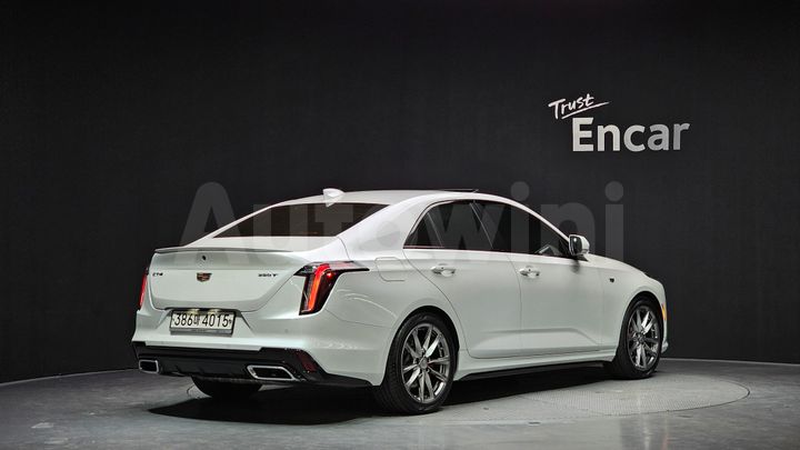 Cadillac CT4