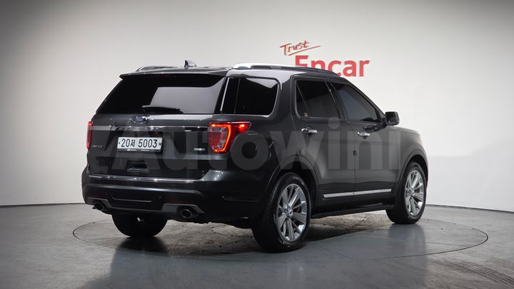 Ford Explorer 2019 — 2