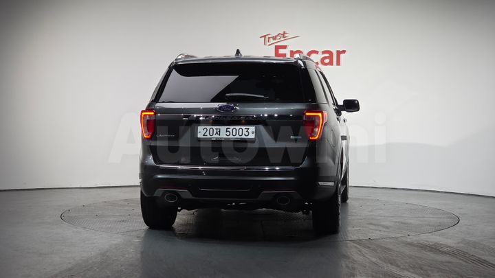 Ford Explorer 2019 — 4