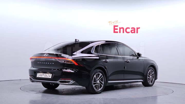 Hyundai Grandeur 2021 — 2