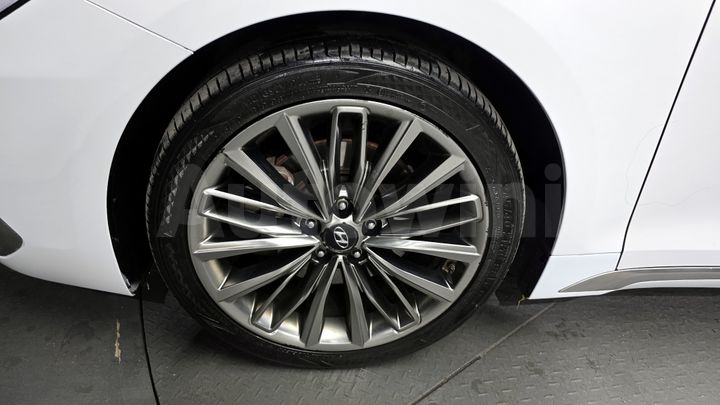 Hyundai Grandeur 2017 — 5