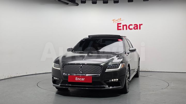 Lincoln Continental 2018 — 3