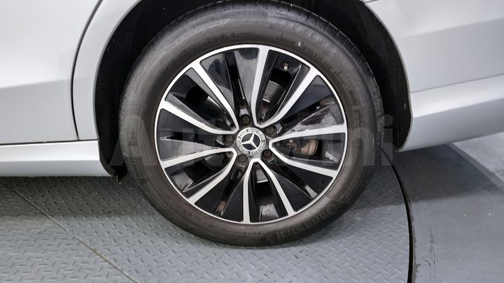 Mercedes-Benz C Class 2019 — 5