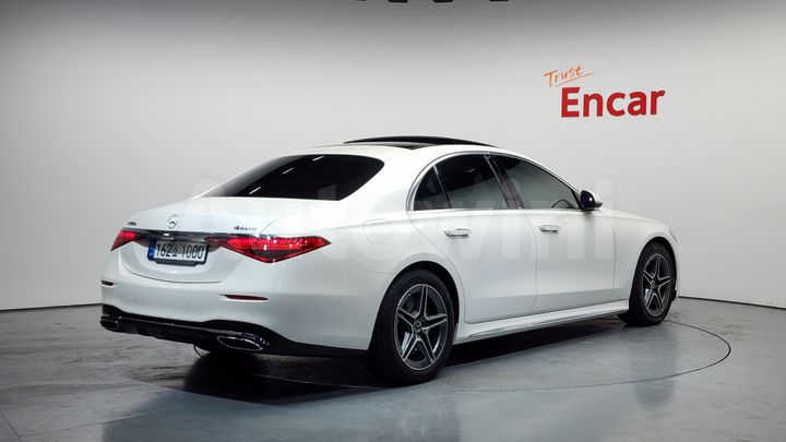 Mercedes Benz S Class 2022 — 2
