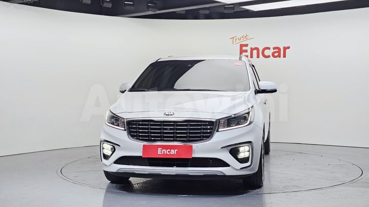 Kia Carnival 2020 — 3