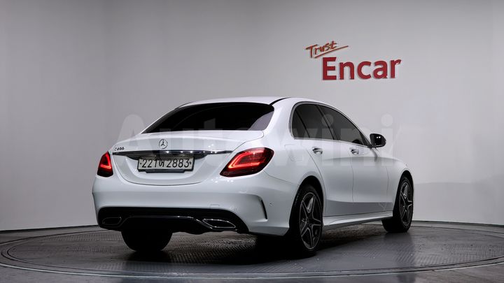 Mercedes Benz C Class 2021 — 2