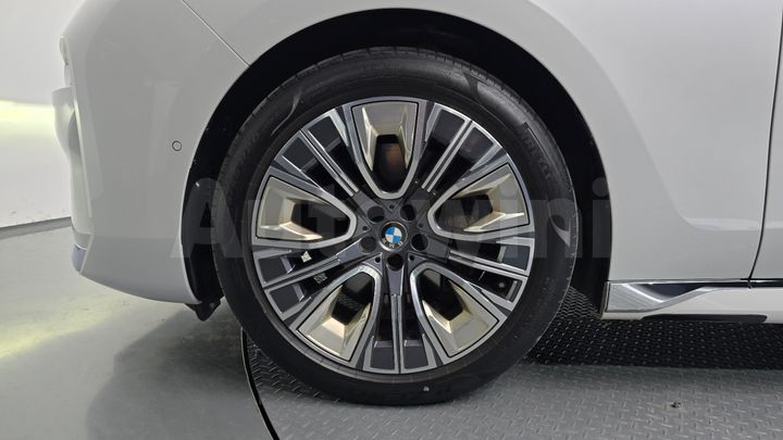 BMW 7 Series 2023 — 5