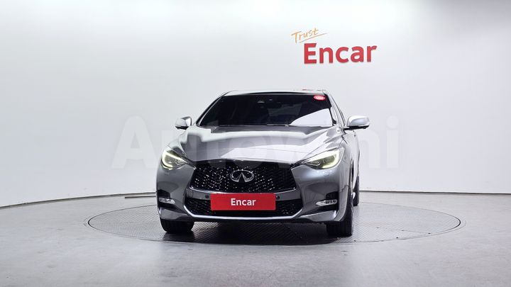 Infiniti Q 2017 — 3
