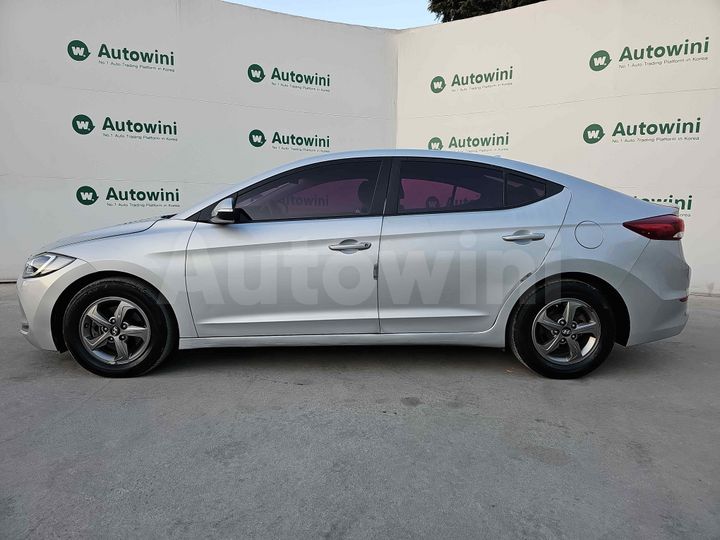 Hyundai Avante 2016 — 2