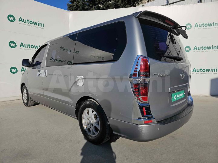 Hyundai Starex 2011 — 3