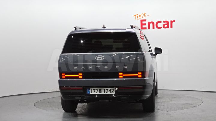Hyundai SantaFe 2024 — 4
