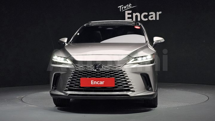 Lexus RX 2023 — 3