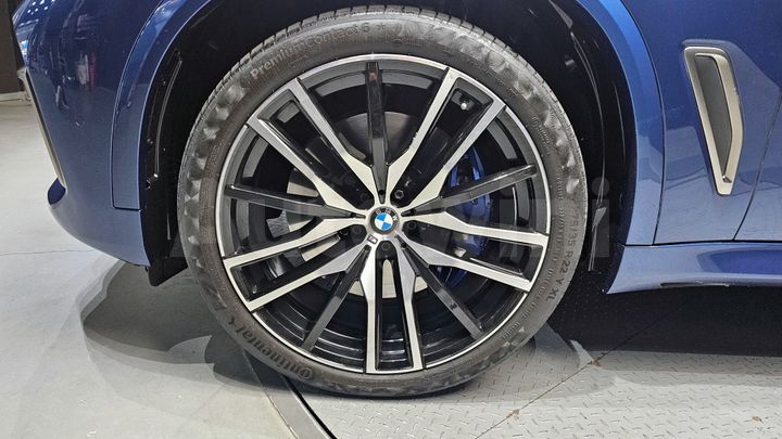 BMW X5 2020 — 5