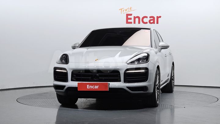 Porsche Cayenne 2022 — 3