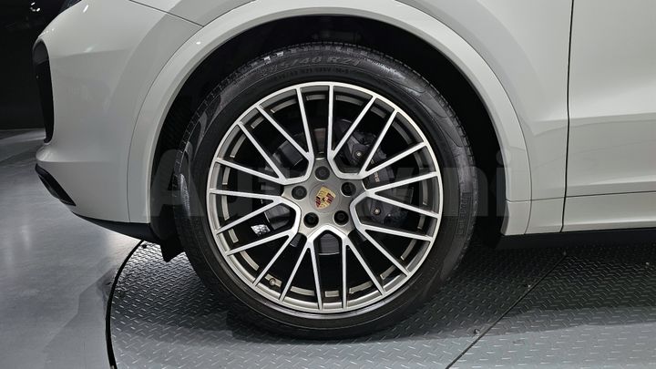Porsche Cayenne 2022 — 5