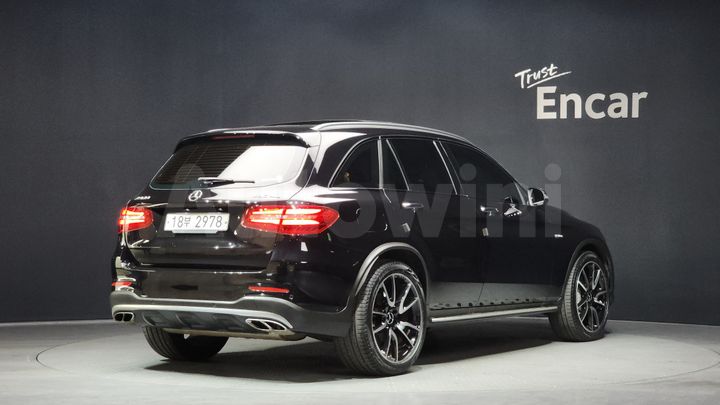 Mercedes-Benz GLC Class 2018 — 2
