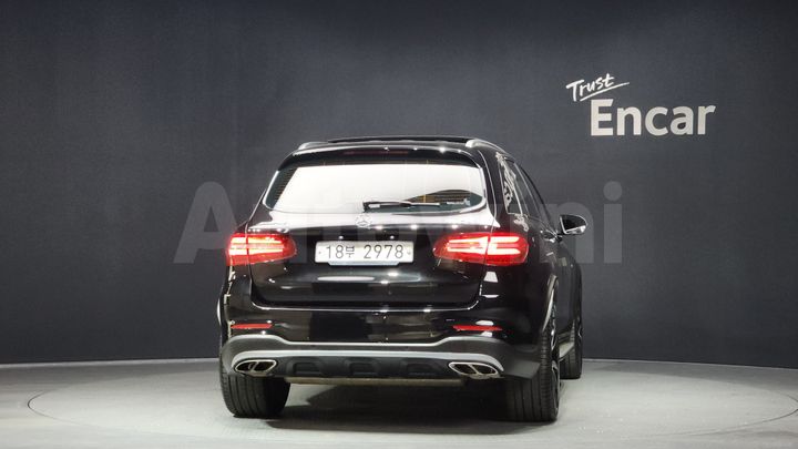 Mercedes-Benz GLC Class 2018 — 4