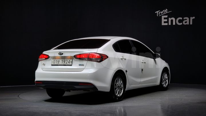 Kia K3 2016 — 2